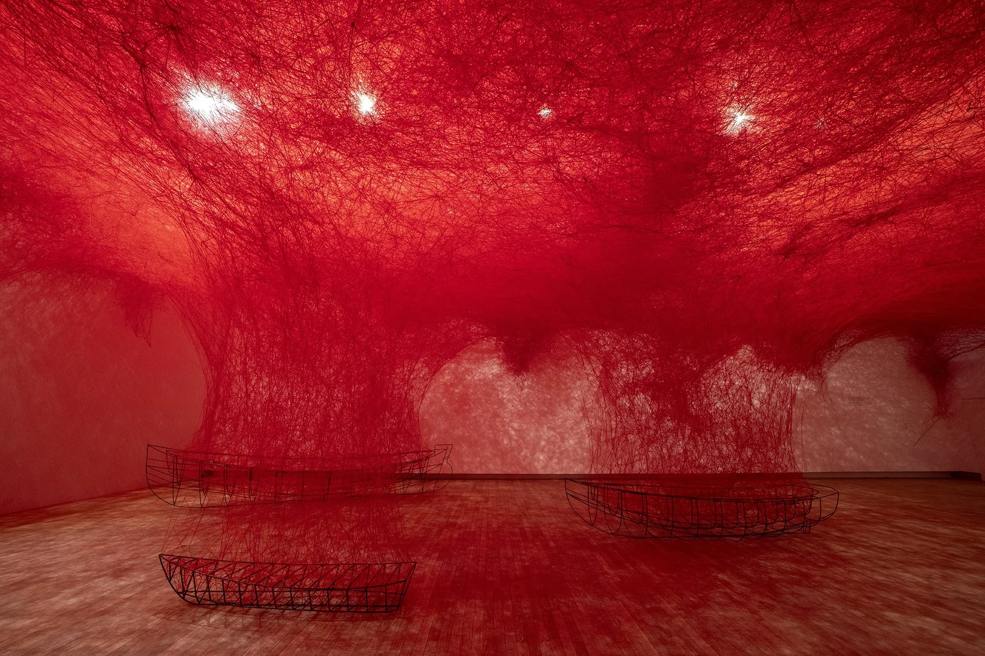 CHIHARU SHIOTA–塩田千春